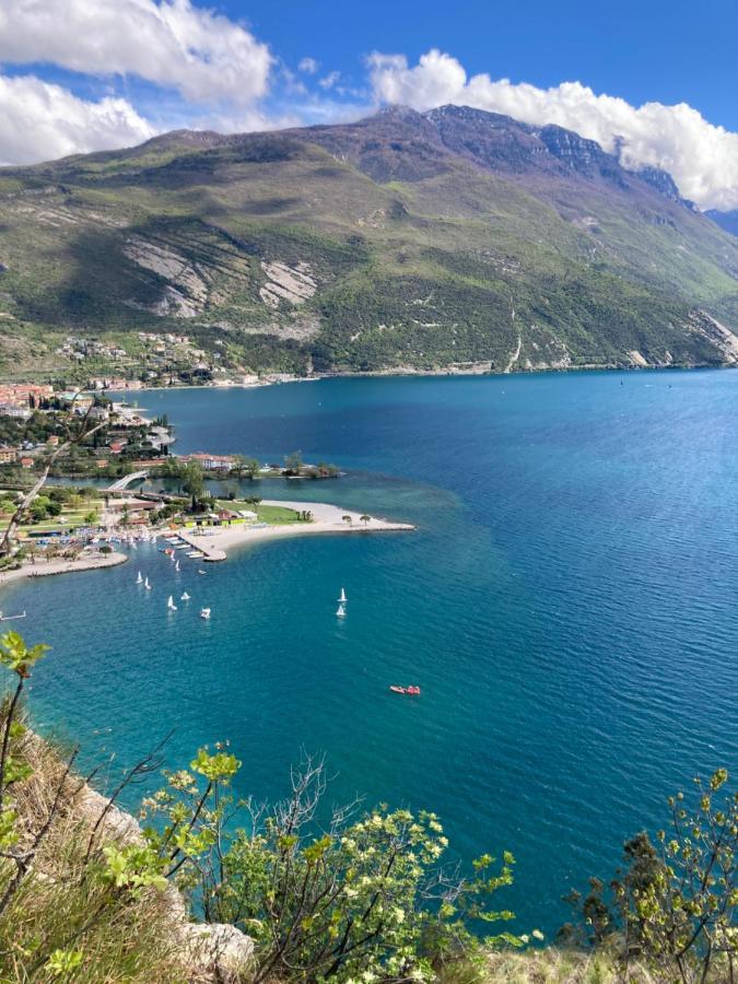 Outdooredo Garda Torbole Торболе Экстерьер фото