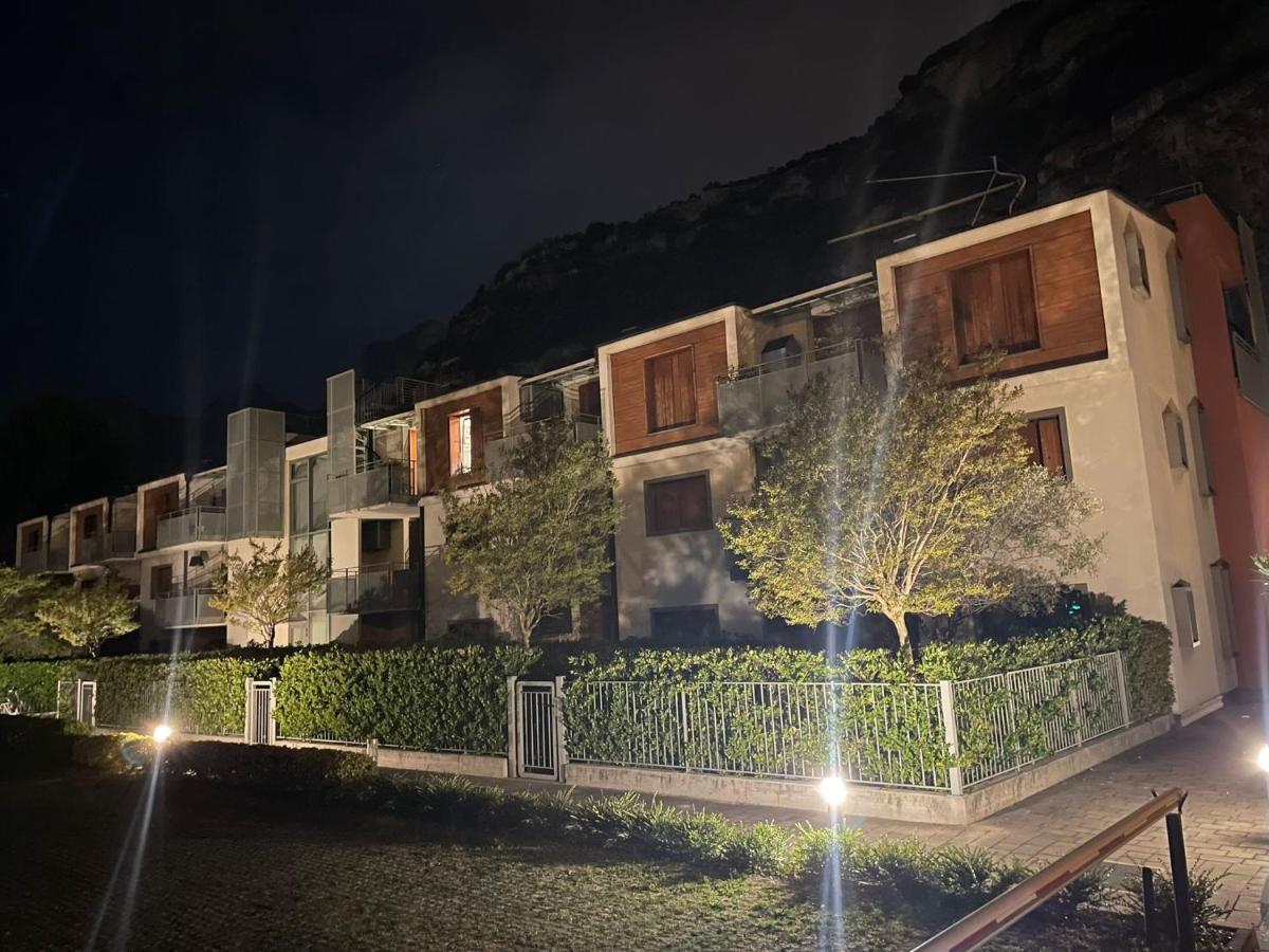 Outdooredo Garda Torbole Торболе Экстерьер фото